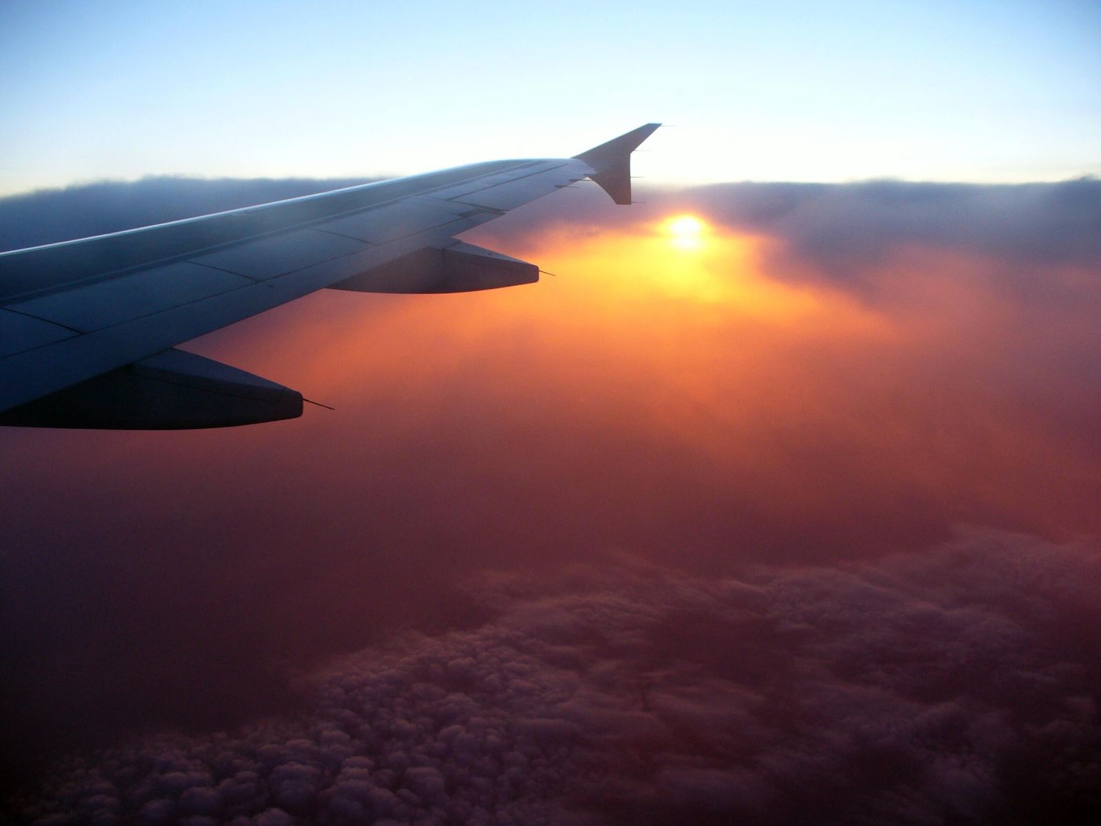 Aerosvit Airlines