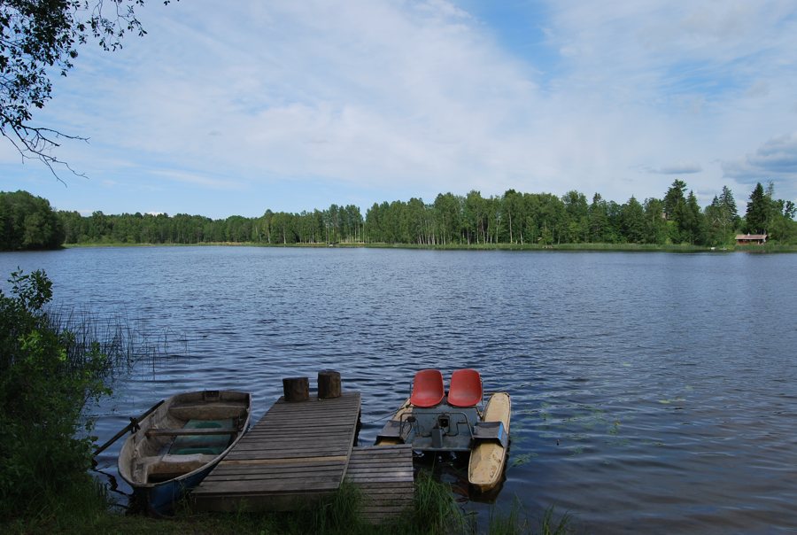 File:Lake Voistre.jpg