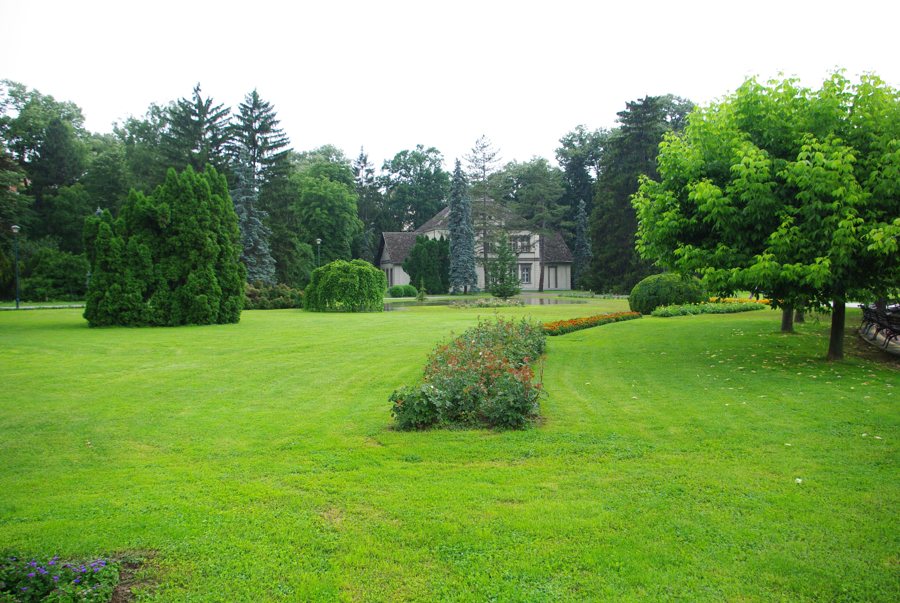 File:Park Banja Koviljaca.JPG