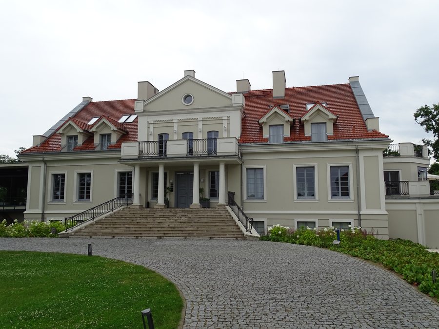 Chomiąża Szlachecka manor house, Żnin County