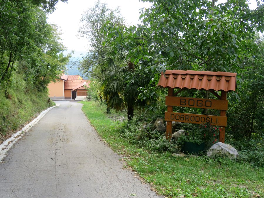 File:Bogo Sežana 1.jpg