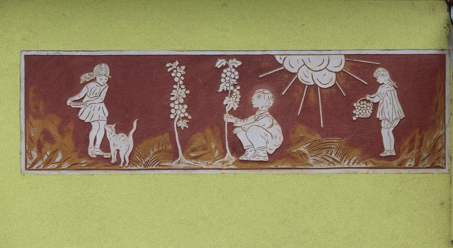 File:Blatec čp. 14 sgrafito 01.jpg
