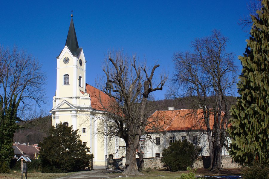File:Čechy pod Kosířem, kostel.jpg
