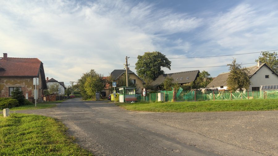 File:Březová, Všelibice 2021-10 02.jpg