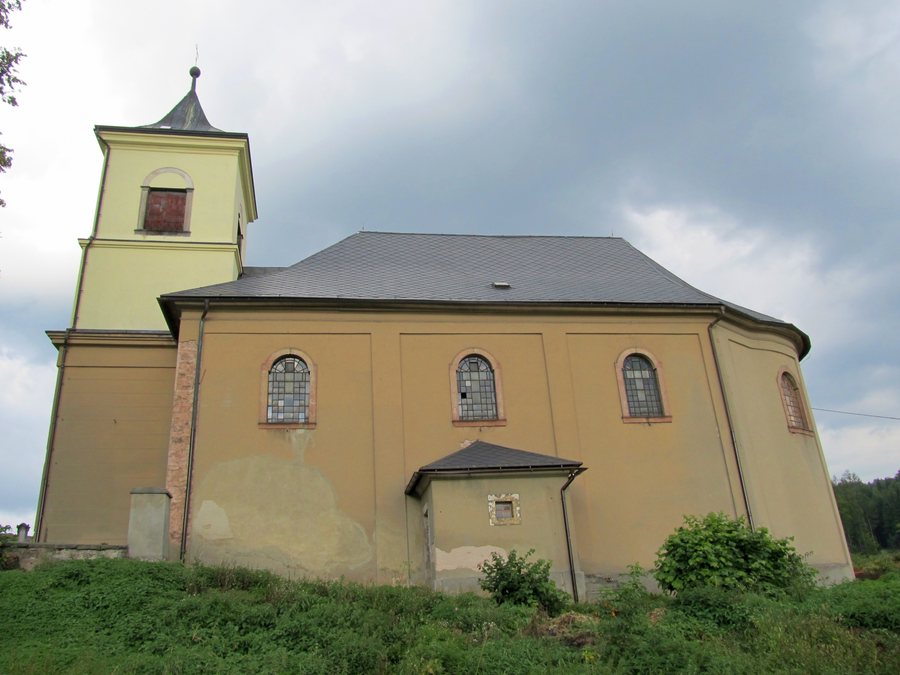 File:Markoušovice kostel sv. Jana Křtitele.jpg