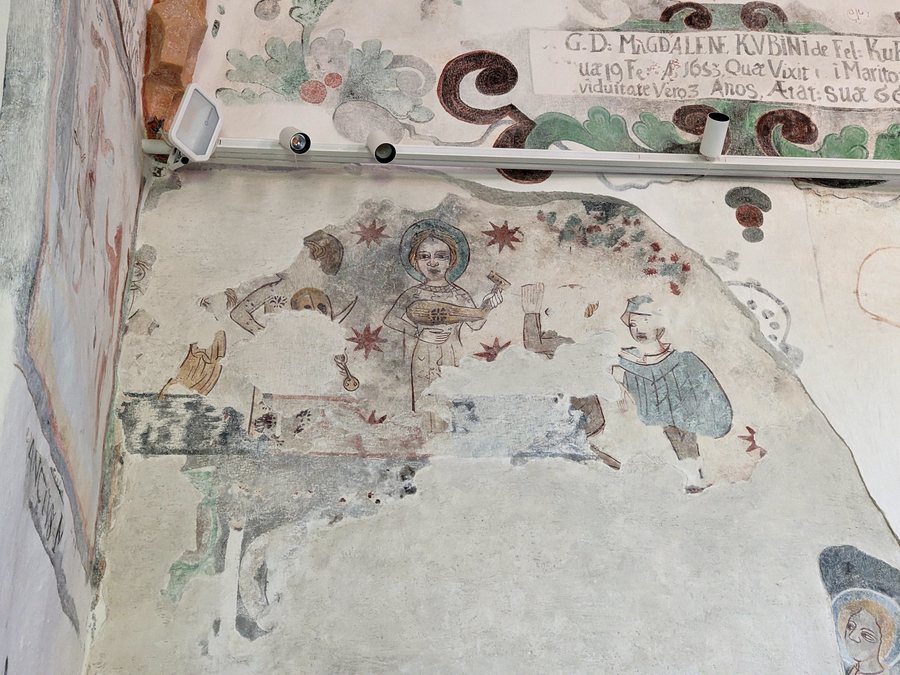 File:Liptovský Ján, Slovakia - Gothic painting in the Catholic church.jpg