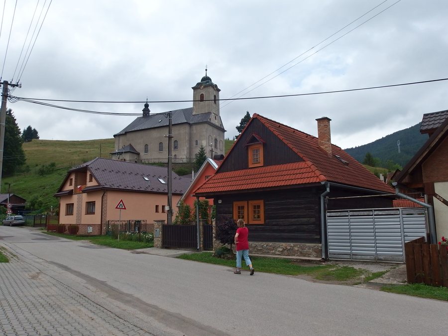 File:Ludrová, nový kostol 01.JPG