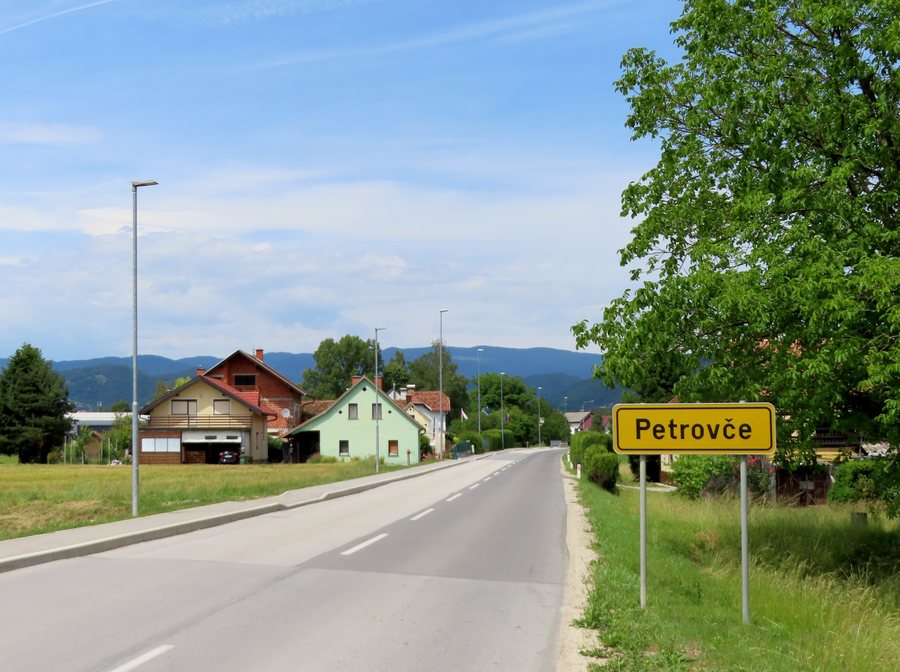 File:Petrovče Slovenia 4.jpg