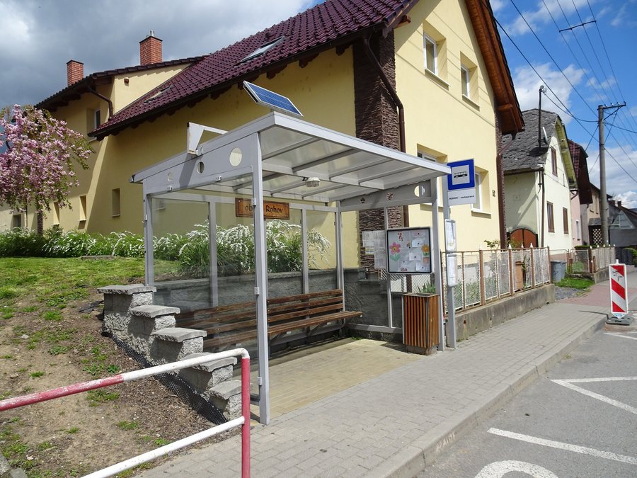 File:Rohov, zastávka restaurace, směr Sudice.jpg