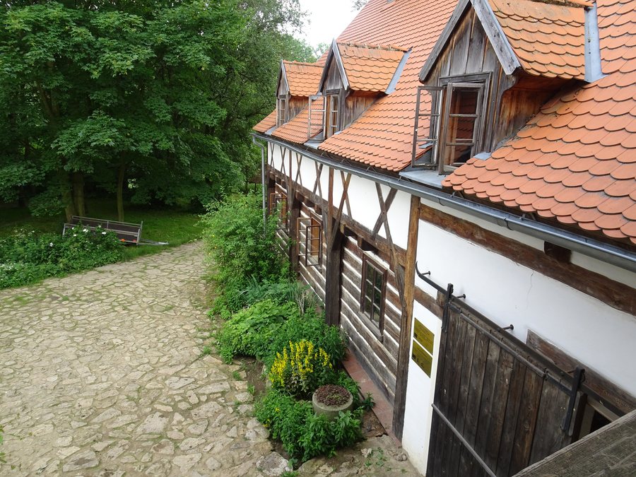 File:Jindřichovice pod Smrkem, č. p. 12 (4).jpg