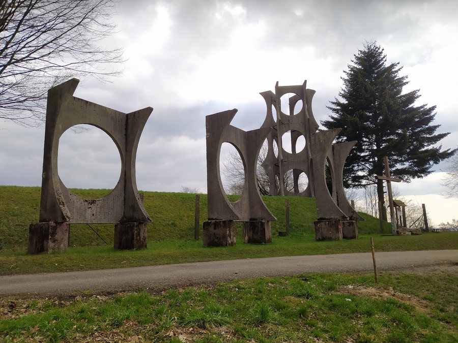 File:Krmelínský vrch, Krmelín, okres Frýdek-Místek 3.jpg