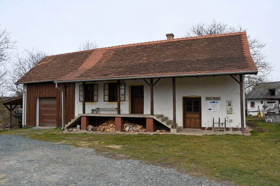 File:Alsószölnök, bognárház 2021 01.jpg