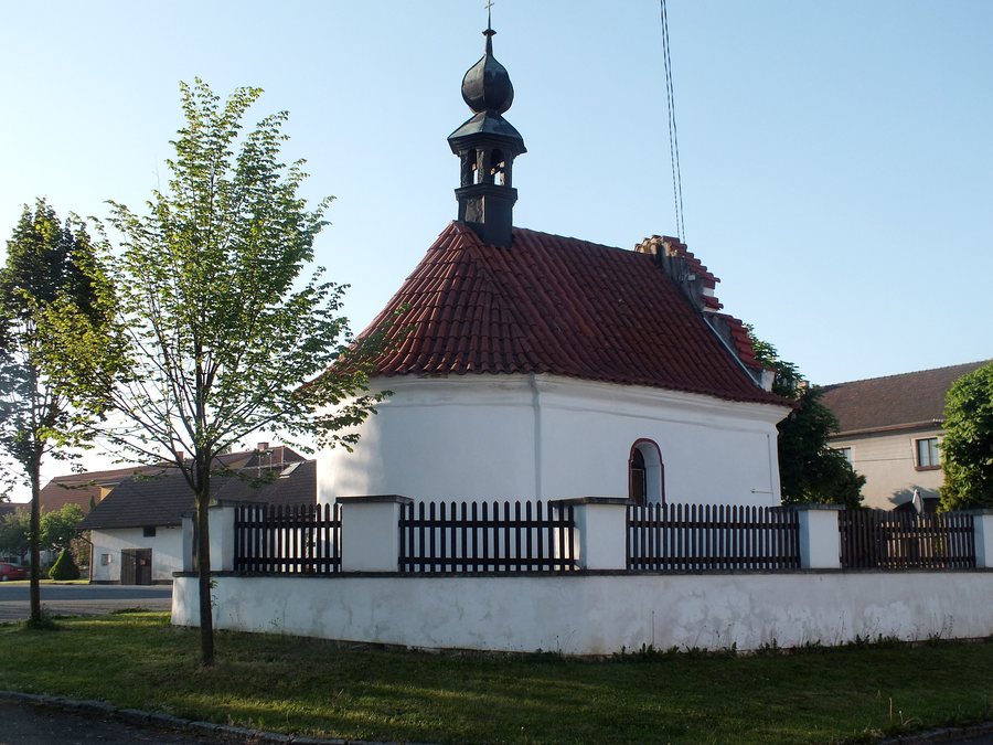 File:Sveradice-2017-05-27-KapleNaNavsi-Obr01.jpg