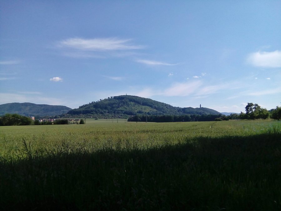 File:742 21 Závišice, Czech Republic - panoramio (1).jpg