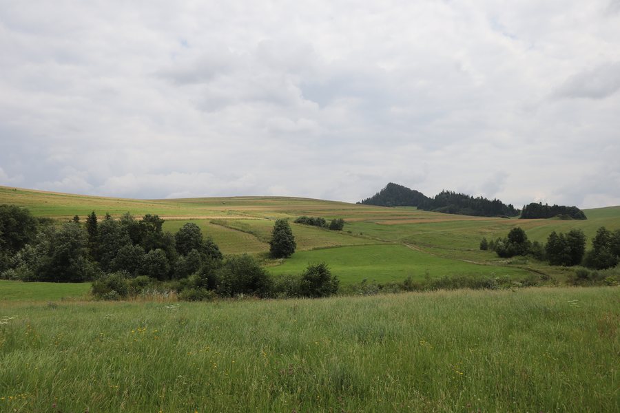 File:Krempachy Dursztynskie Skalki 01.jpg