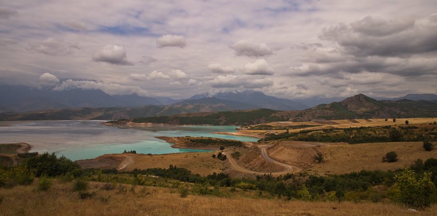 File:Artsvanik Reservoir, Syunik Province, Armenia.jpg
