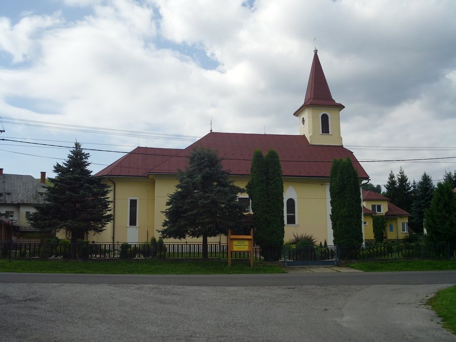 File:Dobroc Cierny Balog church.JPG
