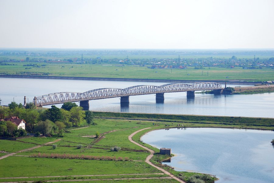 File:RO OT Slatina bridge over Olt.jpg