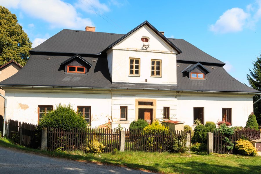 File:Raná u Hlinska - fara.jpg