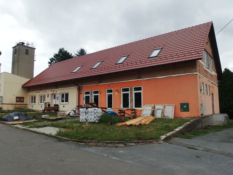 File:Sobíšky, OÚ.jpg