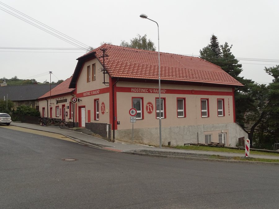 File:Dolní Bělá, hostinec U Rajchlů čp. 16.jpg