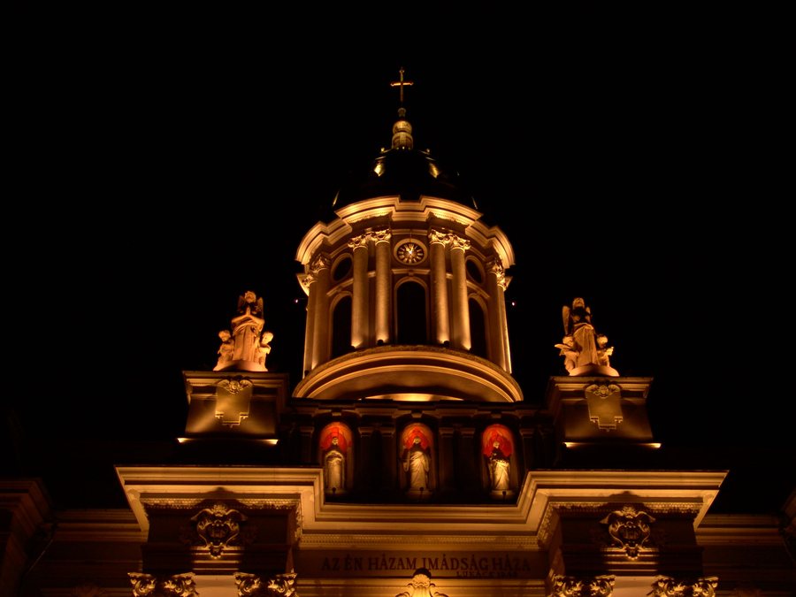 File:Catholic Cathedral in Arad.jpg