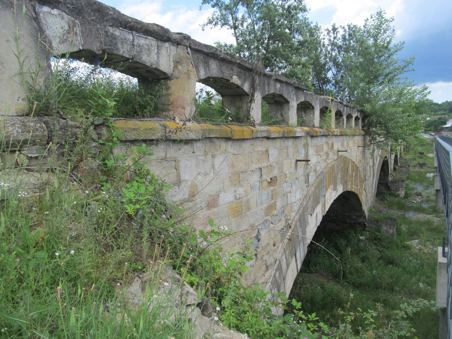 File:Pod pe DC4A peste Doftana la Bănești.06.jpg