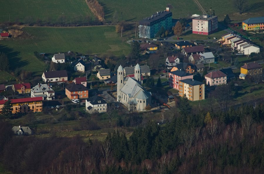 File:Česká Ves view from Zlatý chlum 2021.jpg