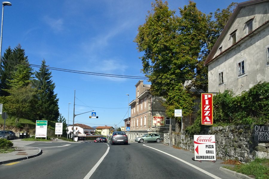 File:Podgrad SLO.JPG
