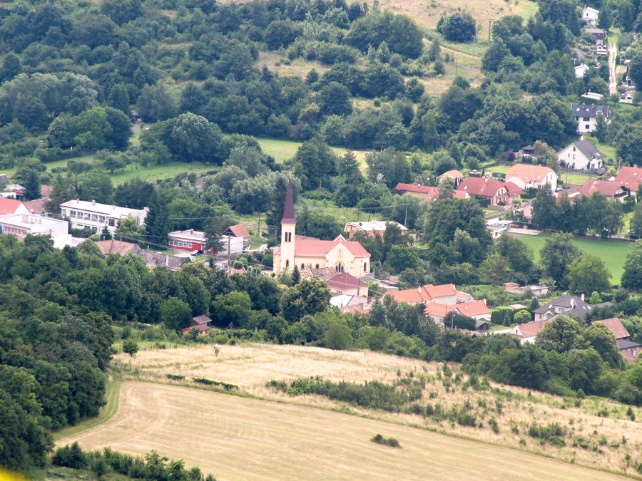 File:Borinka z Pajštúna.jpg