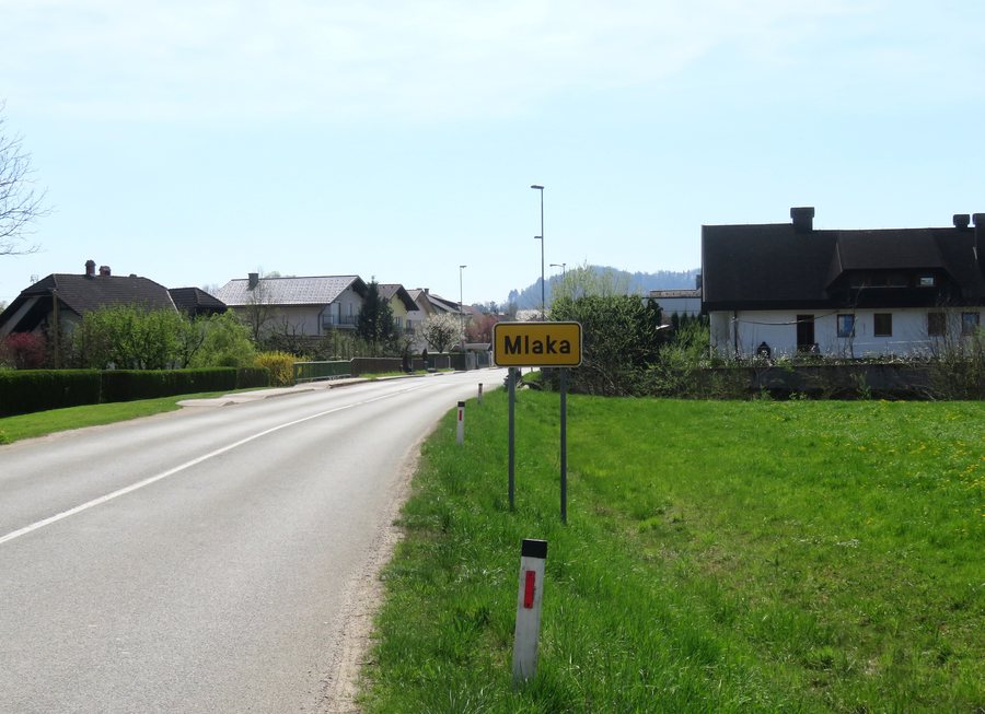 File:Mlaka pri Kranju Slovenia 2.jpg