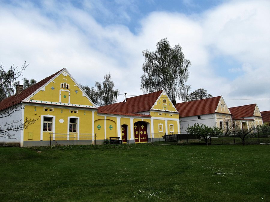 File:Mazelov (okres České Budějovice).jpg