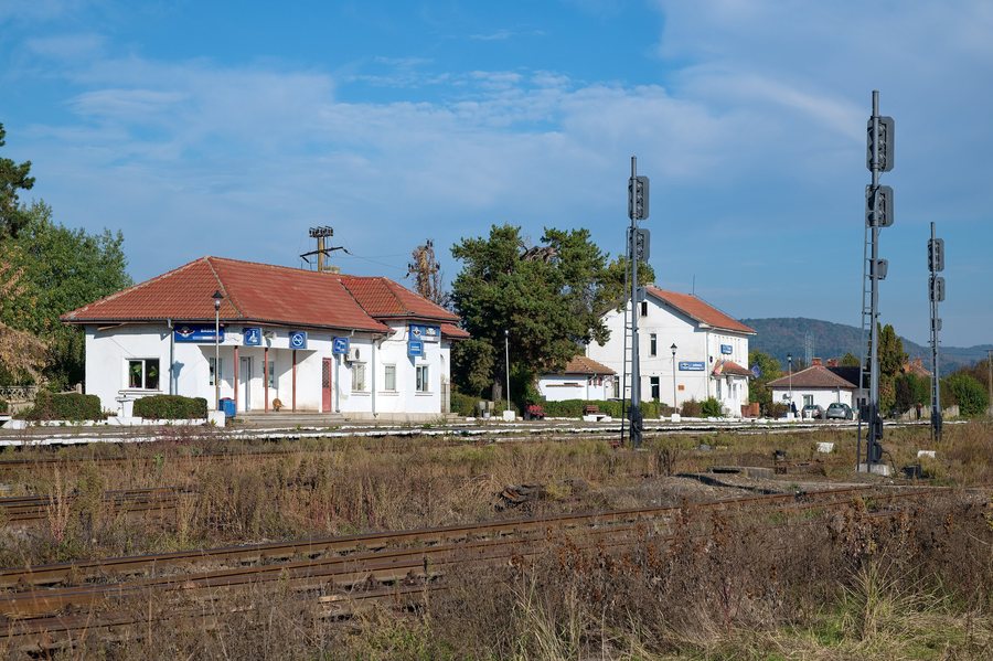 File:Babeni.jpg