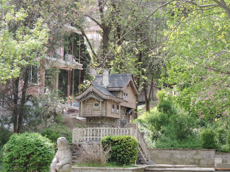 File:St. Vrach park, Sandanski, Bulgaria 2015 02.JPG