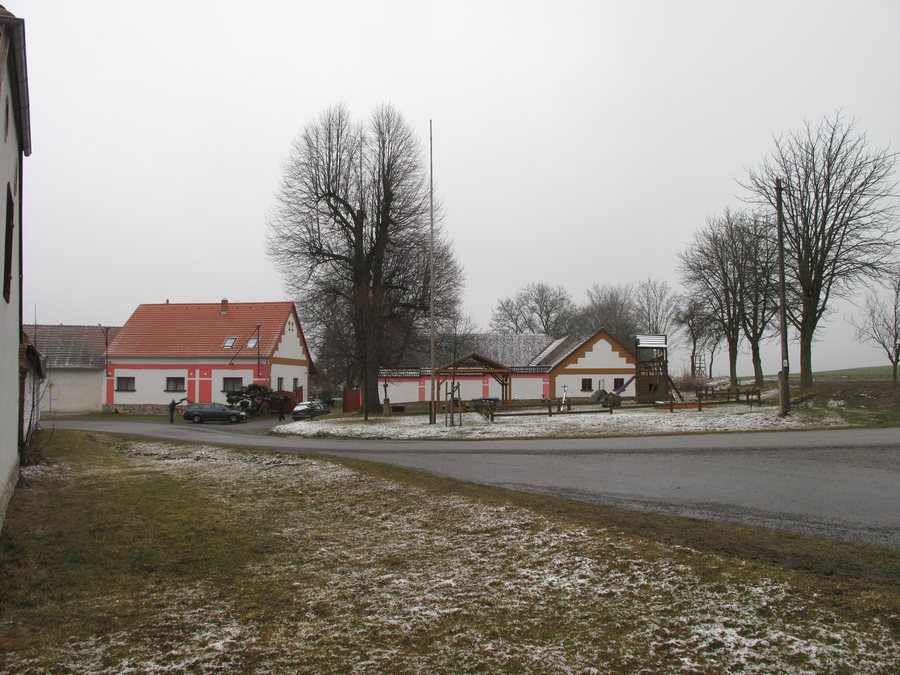 File:Kakovice (Předslavice), hospoda.jpg