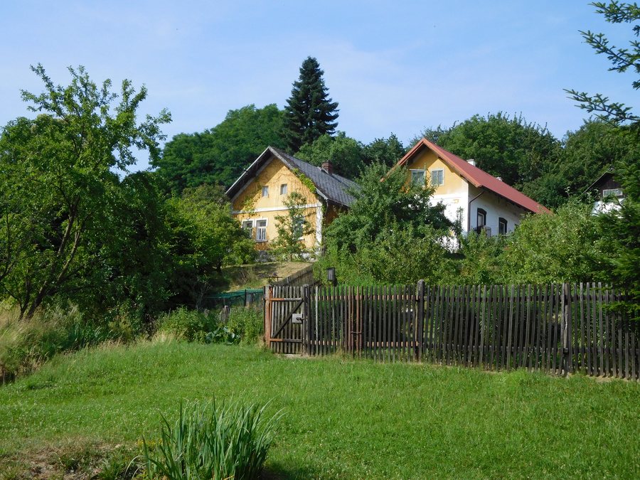 File:Zahuby 21 22.jpg