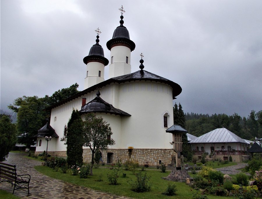File:RO NT Biserica 