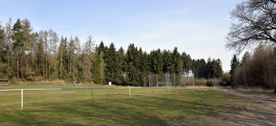 File:Kroučová fotbal stadium 01.jpg