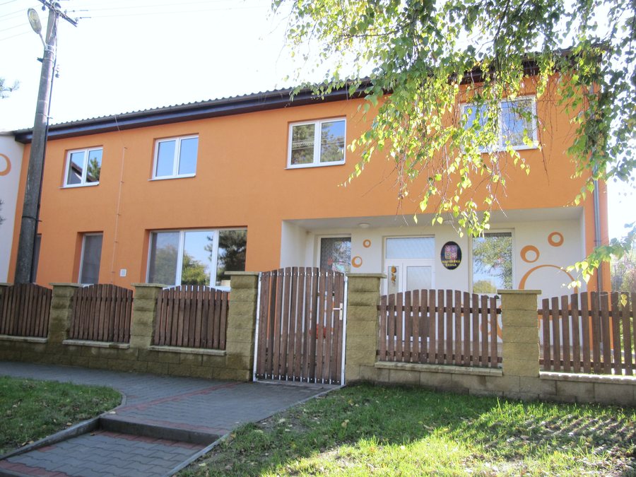 File:Nemochovice, MŠ.jpg