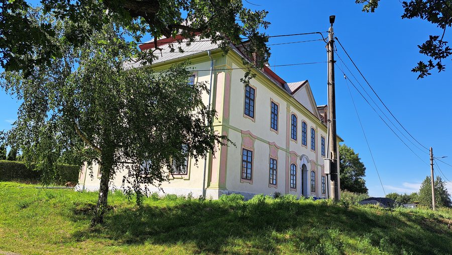 File:Zámek Slezské Pavlovice 10.jpg