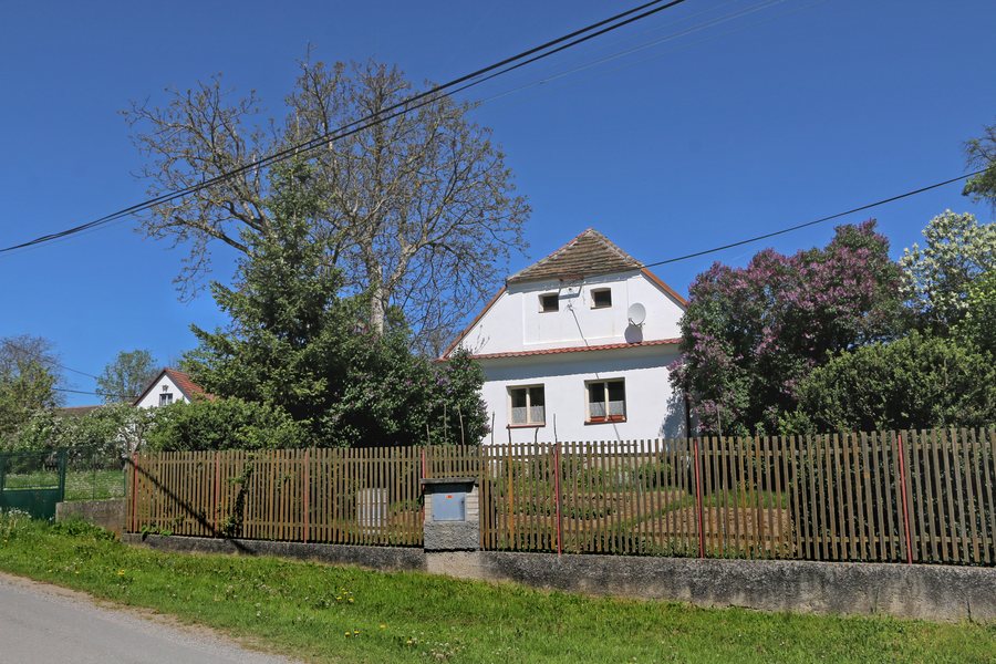 File:Miličín, Záhoří u Miličína, house No 2.jpg