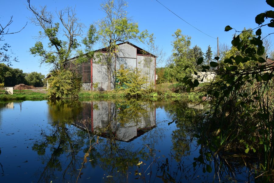 File:Neprobylice 2019-10-12 Zemědělský areál.jpg