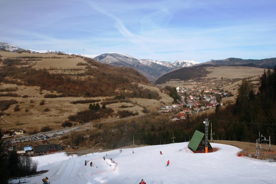 File:976 44 Mýto pod Ďumbierom, Slovakia - panoramio.jpg