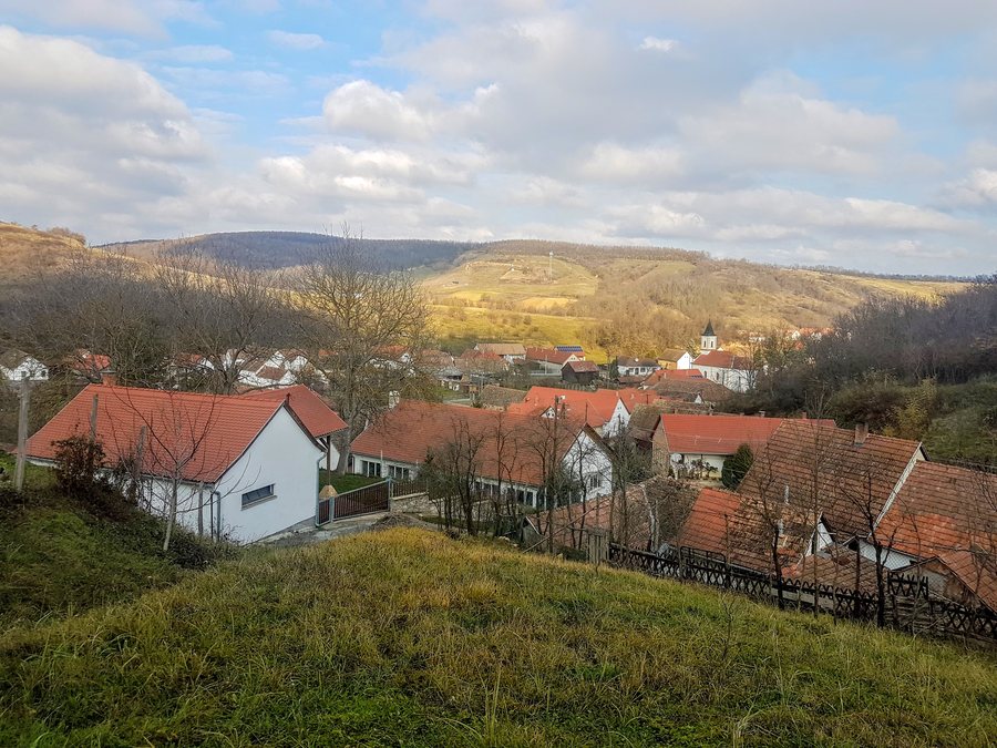 File:Ófalu látképe.jpg