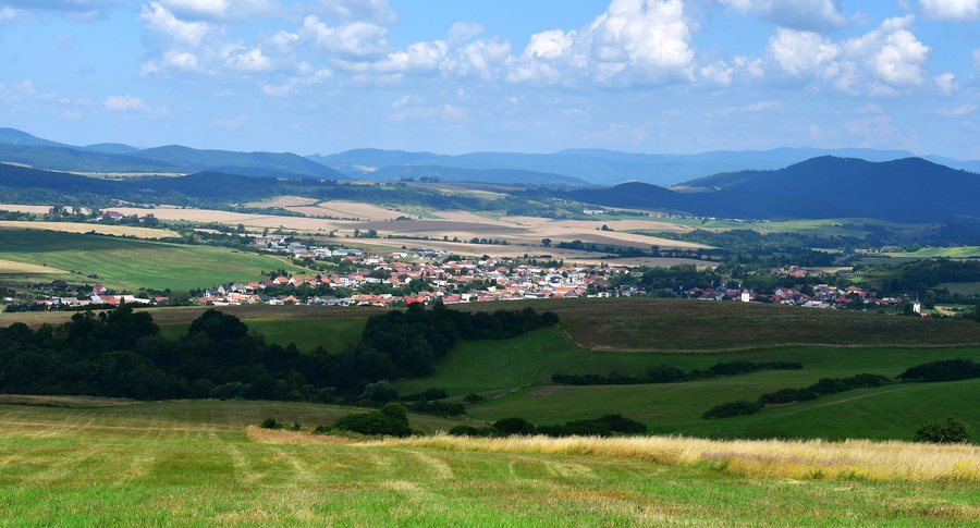 File:Dobrá Niva, Slovakia - general view.jpg
