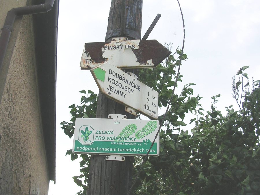 File:Masojedy, rozcestník.jpg