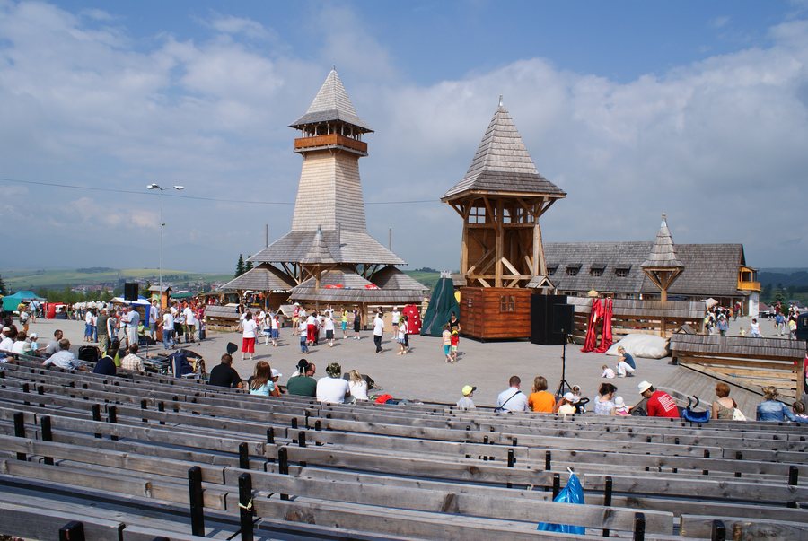 File:Folklórny festival Východná - Slovakia - Slovensko.JPG