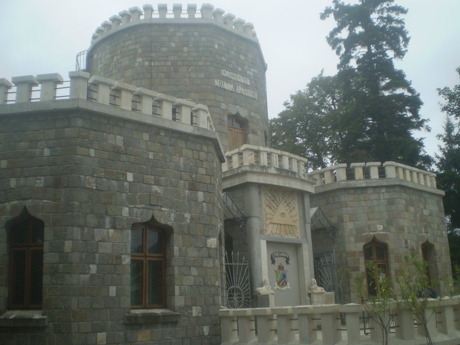 File:Castelul Julia Haşdeu din Câmpina.jpg