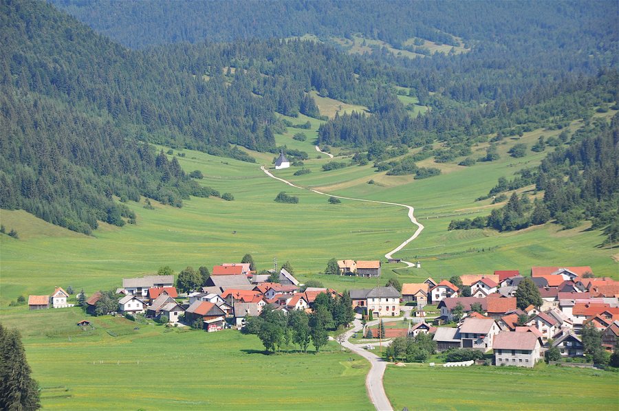 File:Retje-HribLoskiPotok2018.jpg