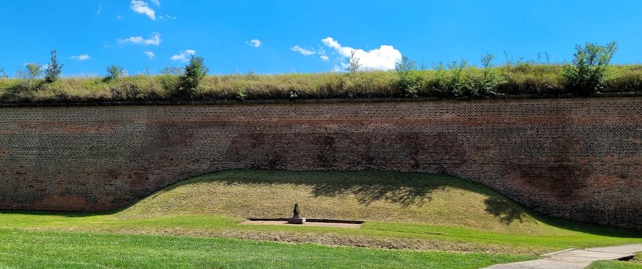 File:Popraviště, Malá pevnost Terezín.jpg
